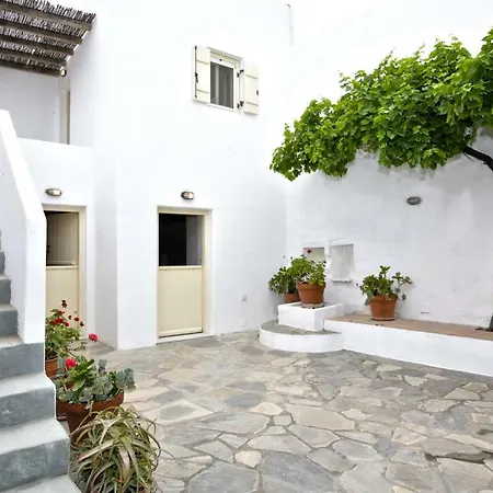 Sophia's Traditional House At Lefkes Paros *