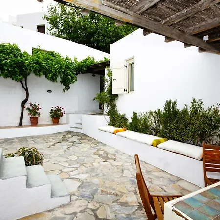 Sophia's Traditional House At Lefkes Paros *