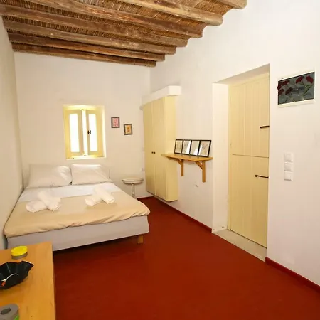 Sophia's Traditional House At Lefkes Paros בית נופש Lefkes (Paros)