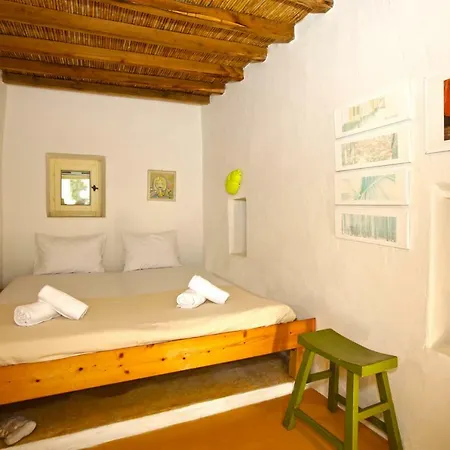 Sophia's Traditional House At Lefkes Paros