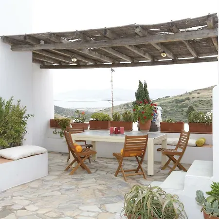 Sophia's Traditional House At Lefkes Paros
