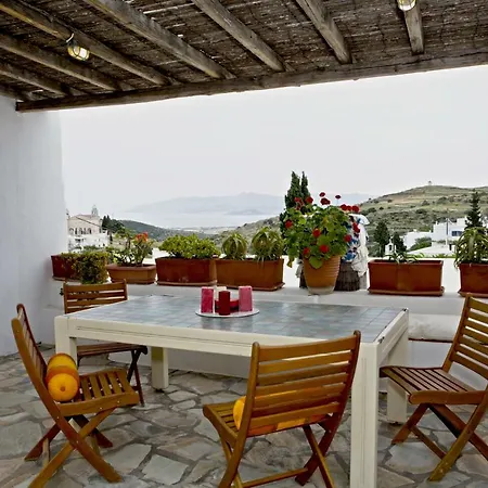 Sophia's Traditional House At Lefkes Paros